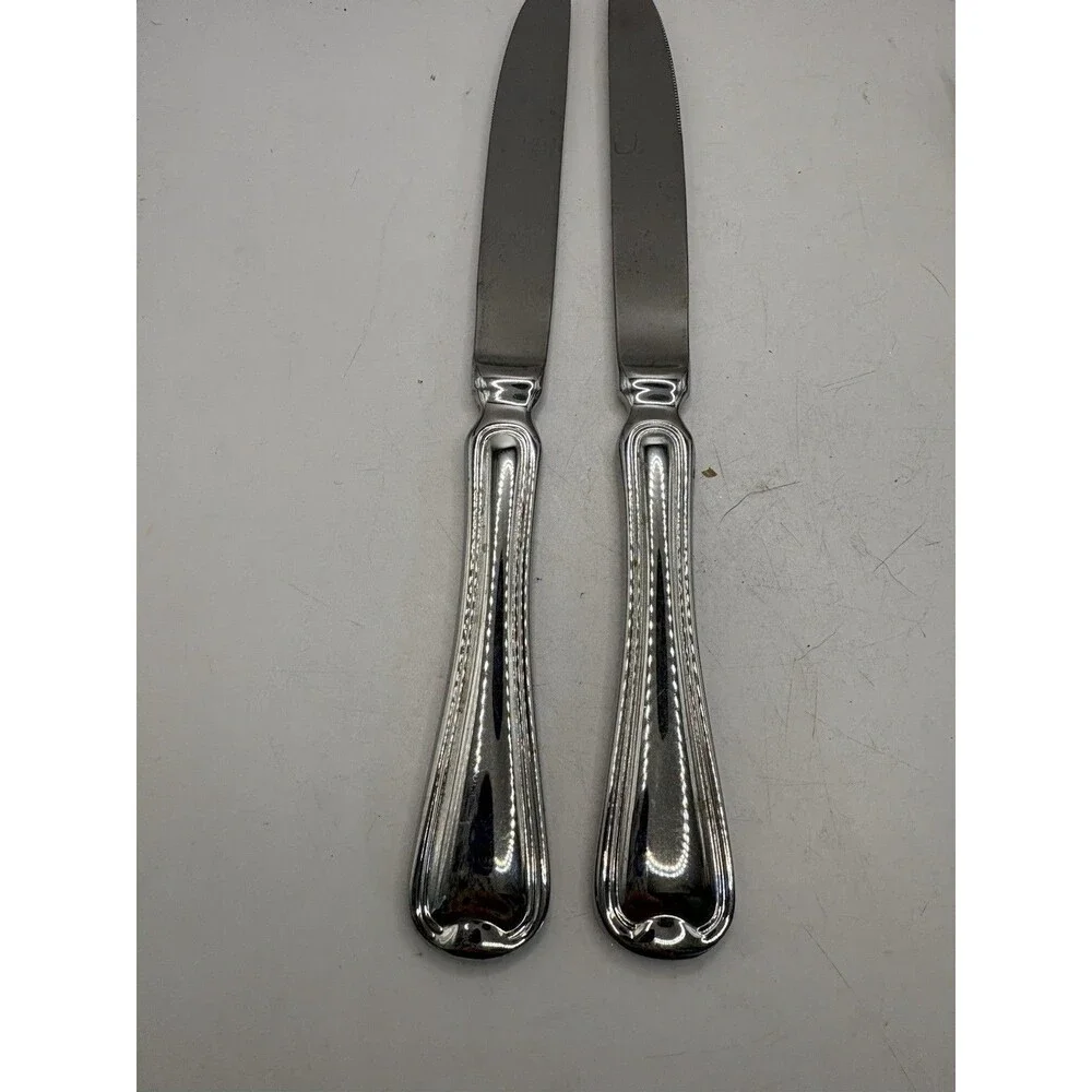 Oneida 18/10 Set Of 2 Flambe Dinner Knives 9.1/4”